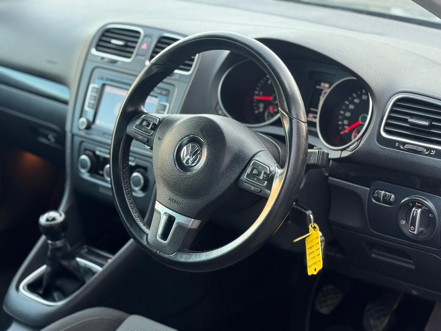 Used Volkswagen Golf 2011 for sale - 76633747: Photo 35