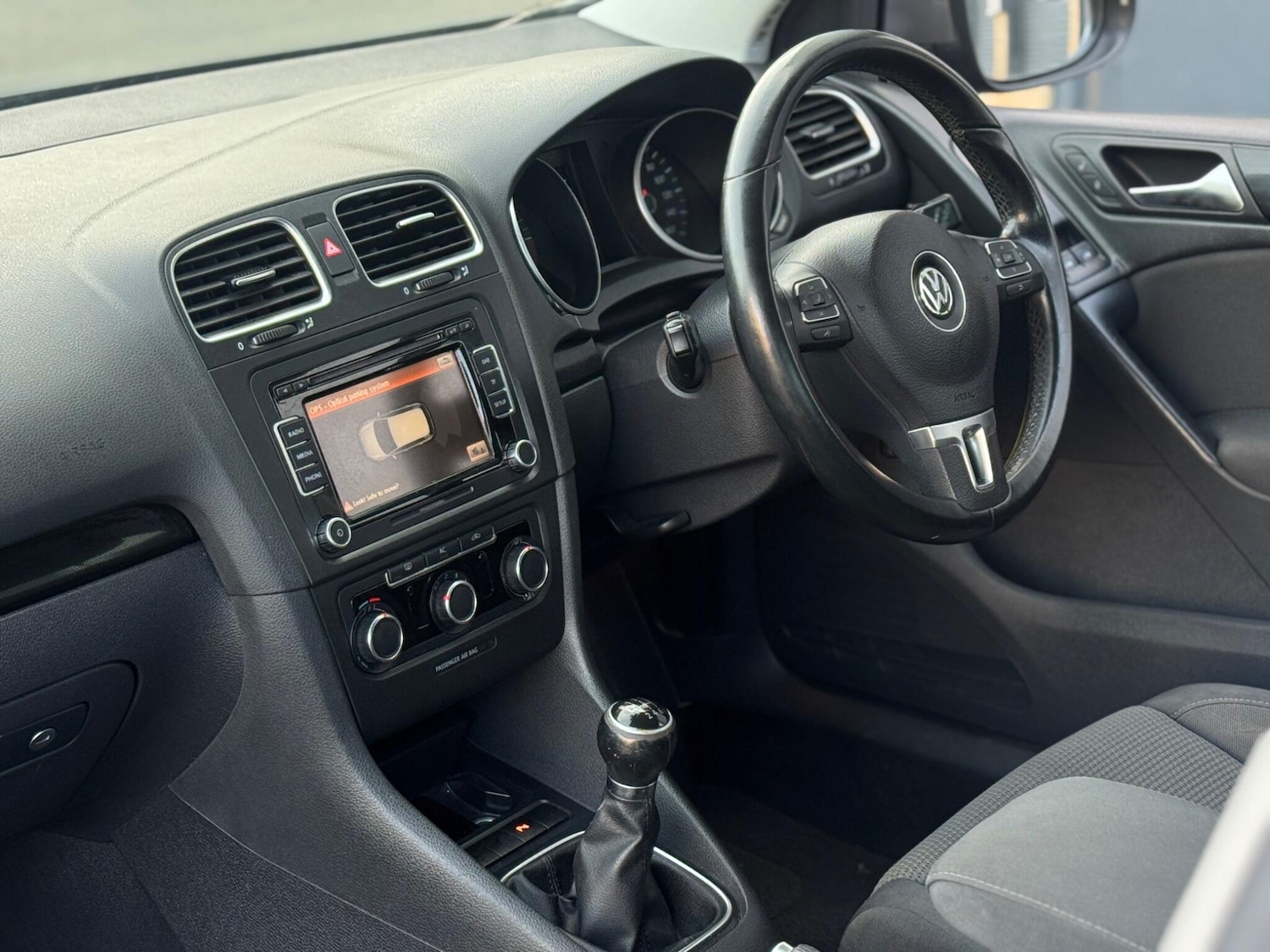 Used Volkswagen Golf 2011 for sale - 76633747: Photo 36