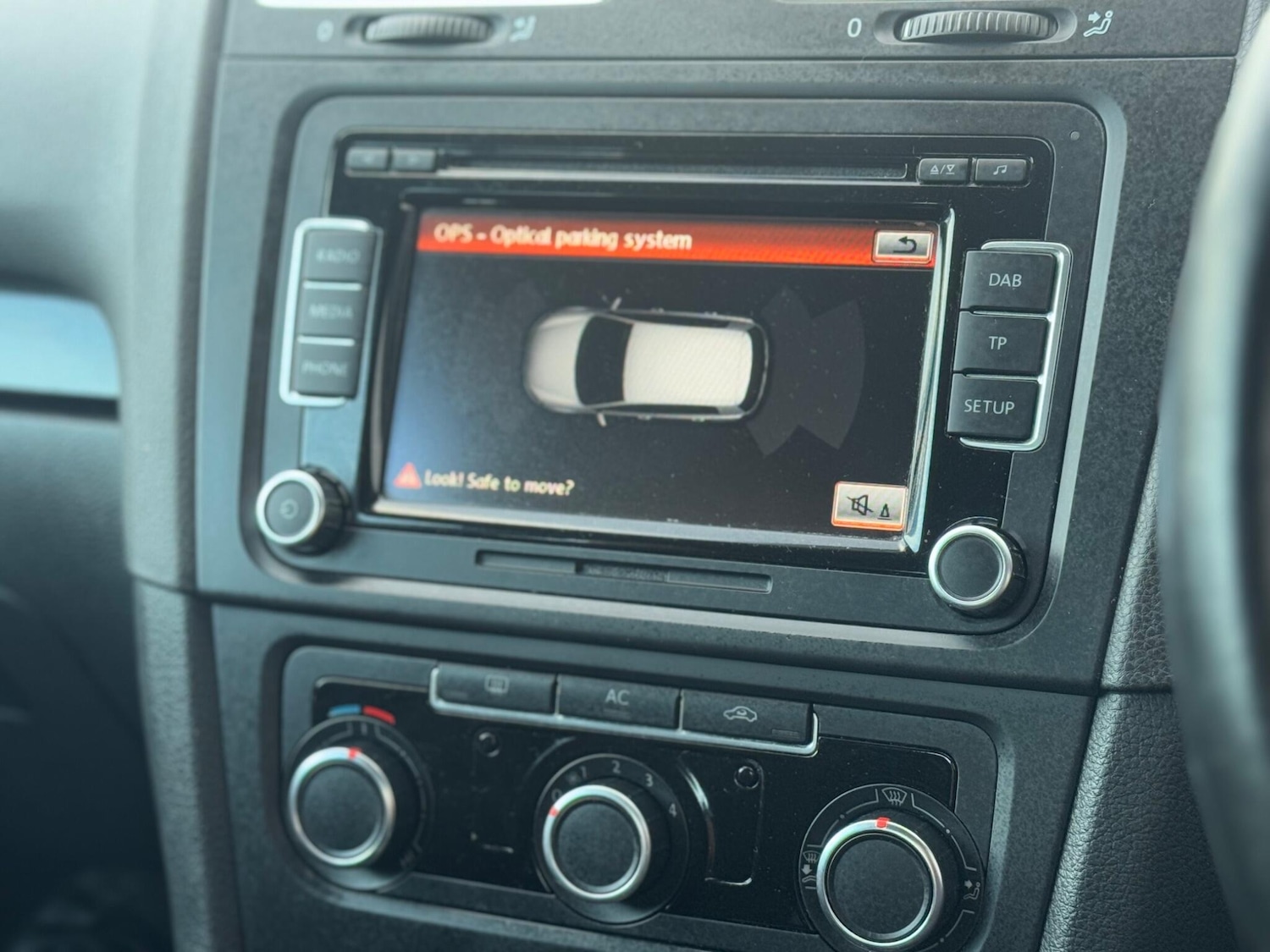 Used Volkswagen Golf 2011 for sale - 76633747: Photo 42