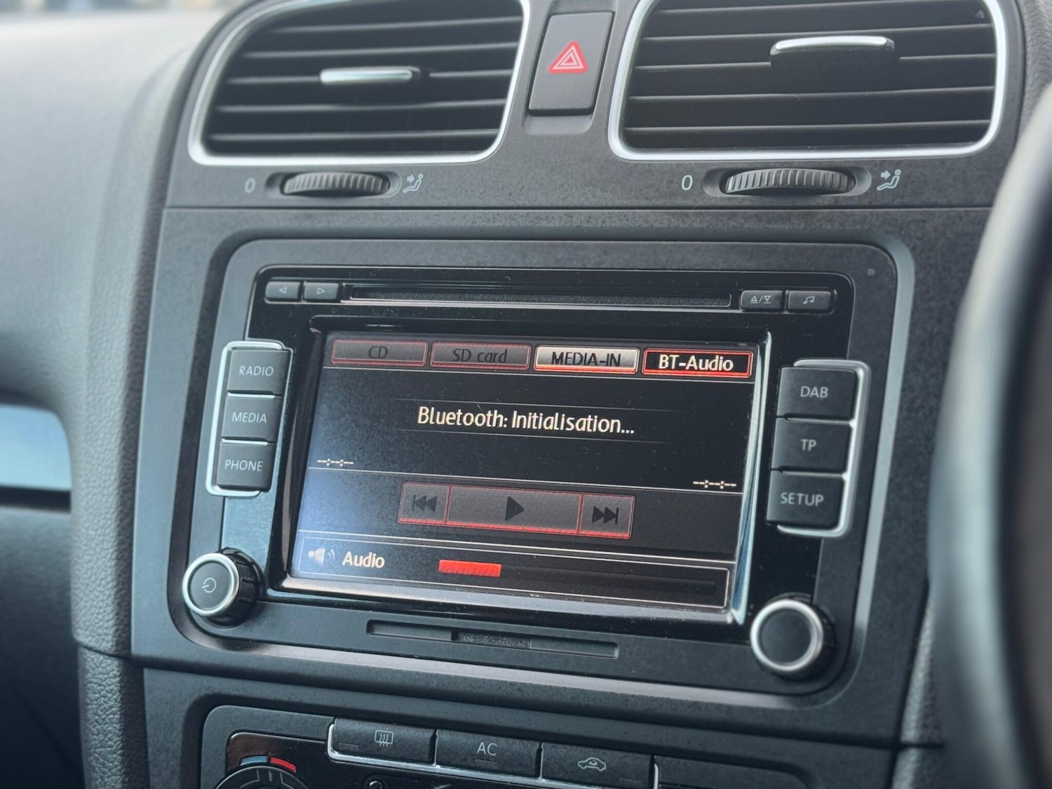 Used Volkswagen Golf 2011 for sale - 76633747: Photo 43