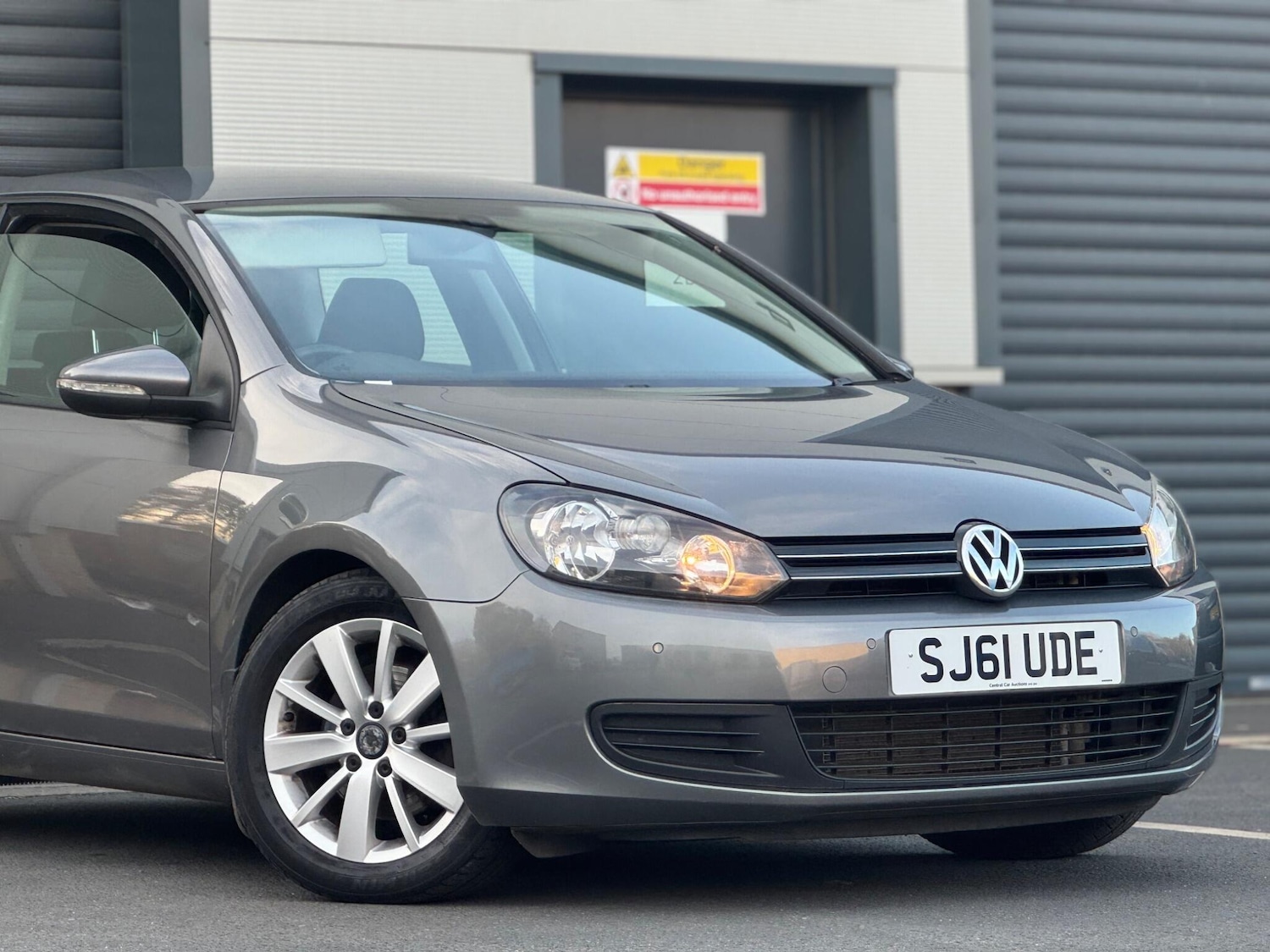 Used Volkswagen Golf 2011 for sale - 76633747: Photo 5
