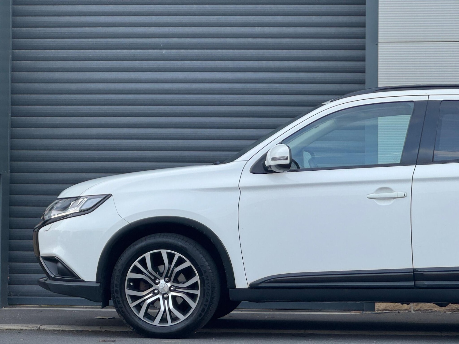 Used Mitsubishi Outlander 2016 for sale - 76633674: Photo 37