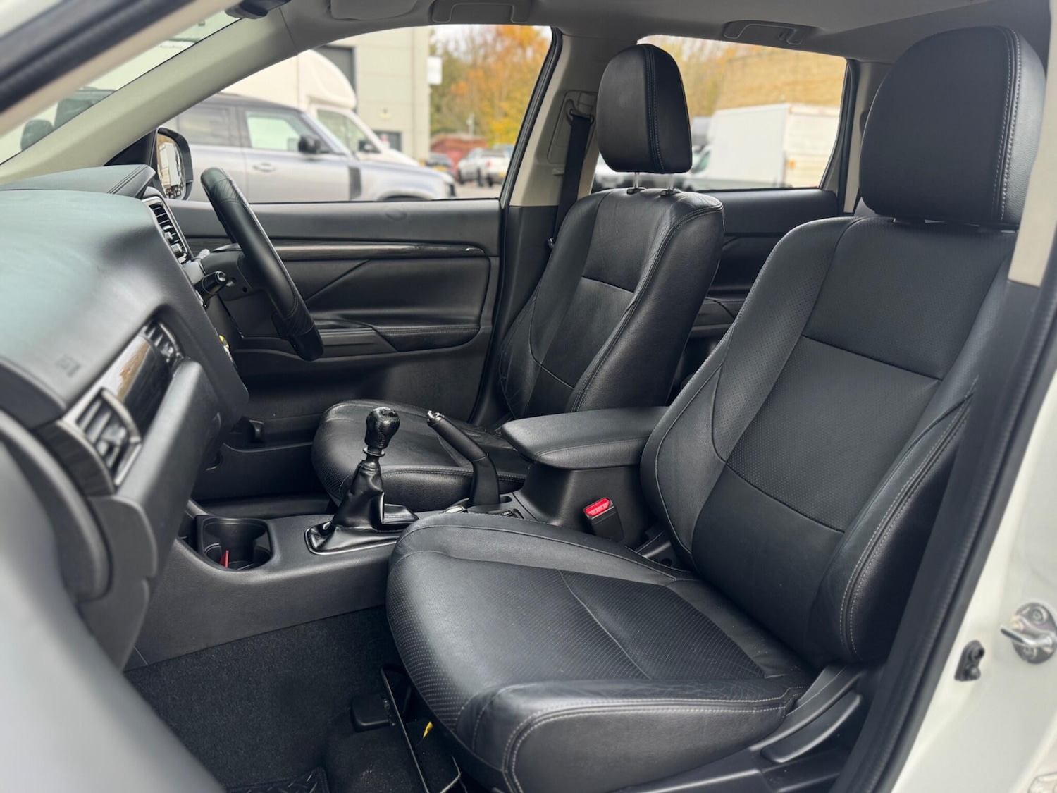 Used Mitsubishi Outlander 2016 for sale - 76633674: Photo 57