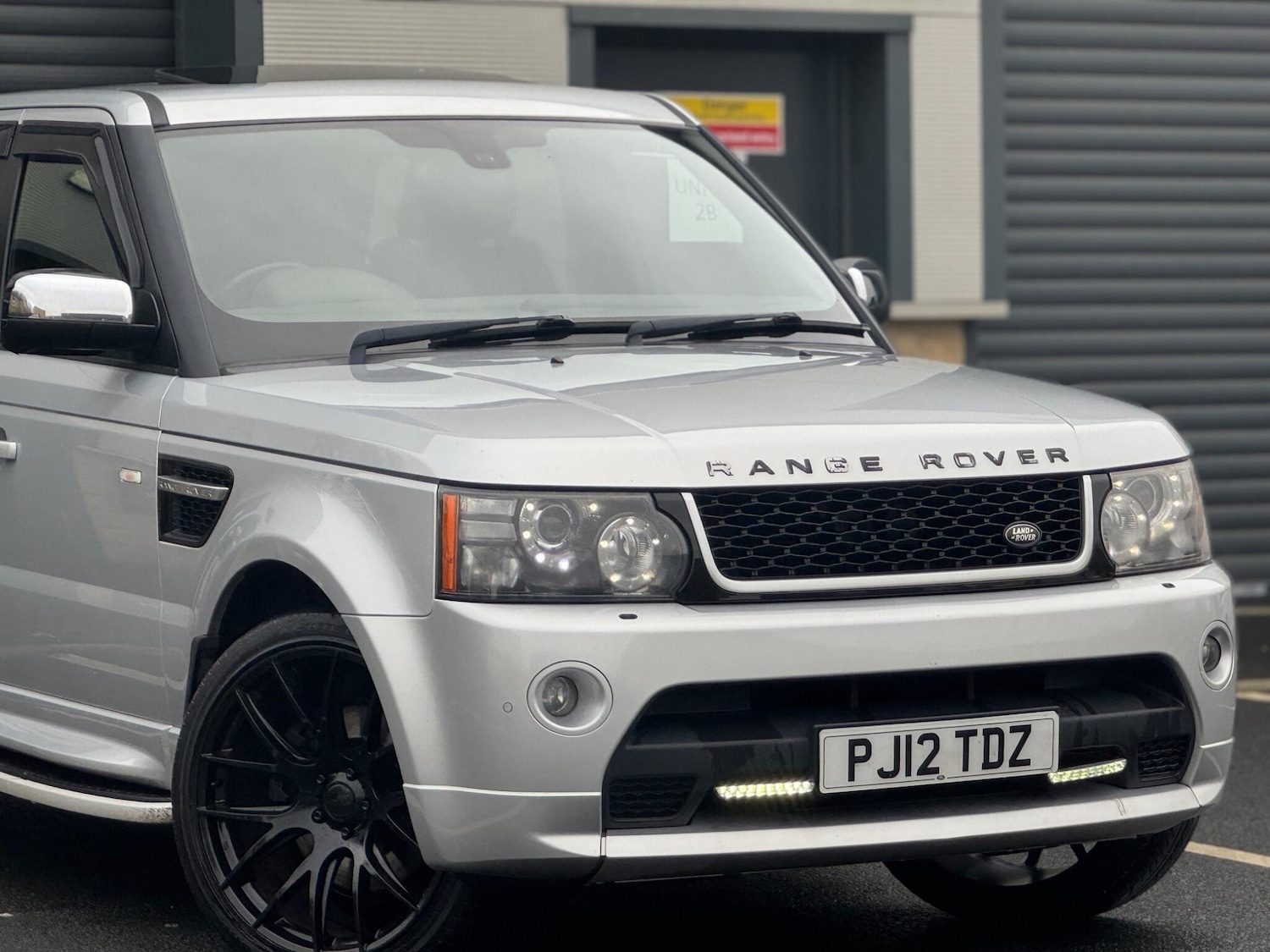 Used Land Rover Range Rover Sport 2012 for sale - 77050281: Photo 2