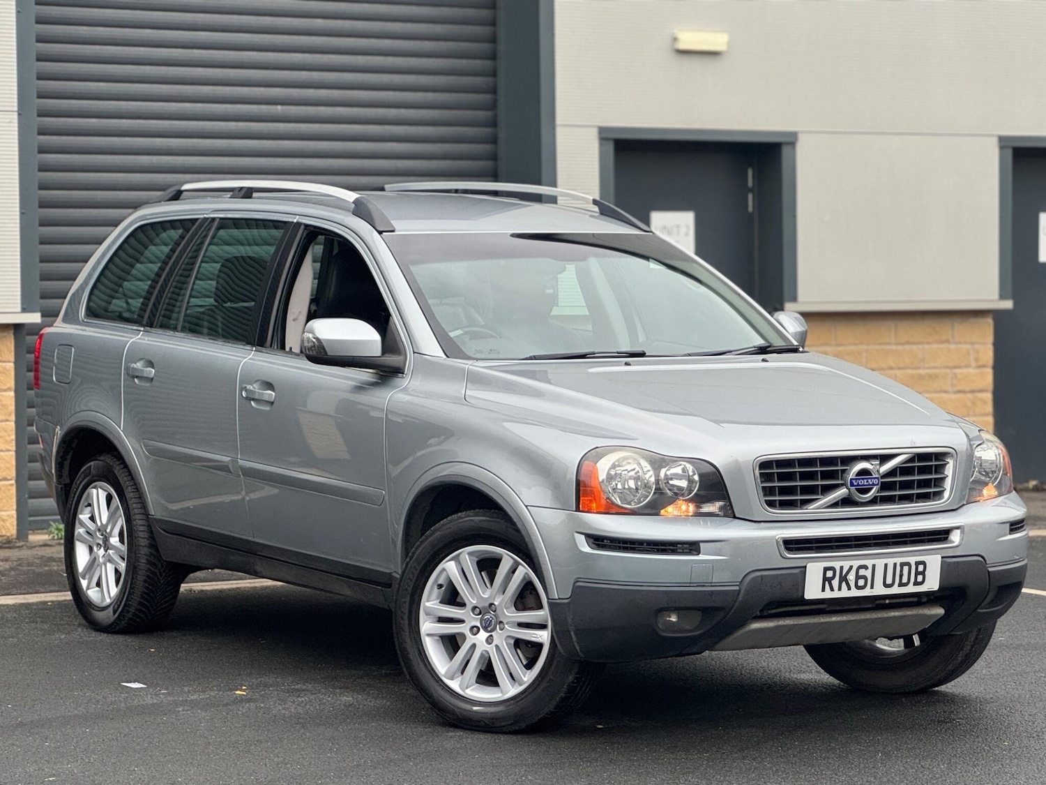 Used Volvo XC90 2011 for sale - 76634284: Photo 1