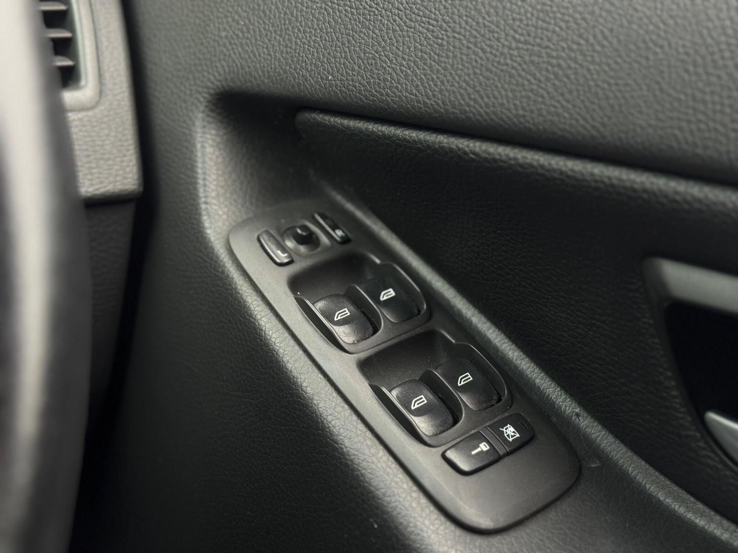 Used Volvo XC90 2011 for sale - 76634284: Photo 72