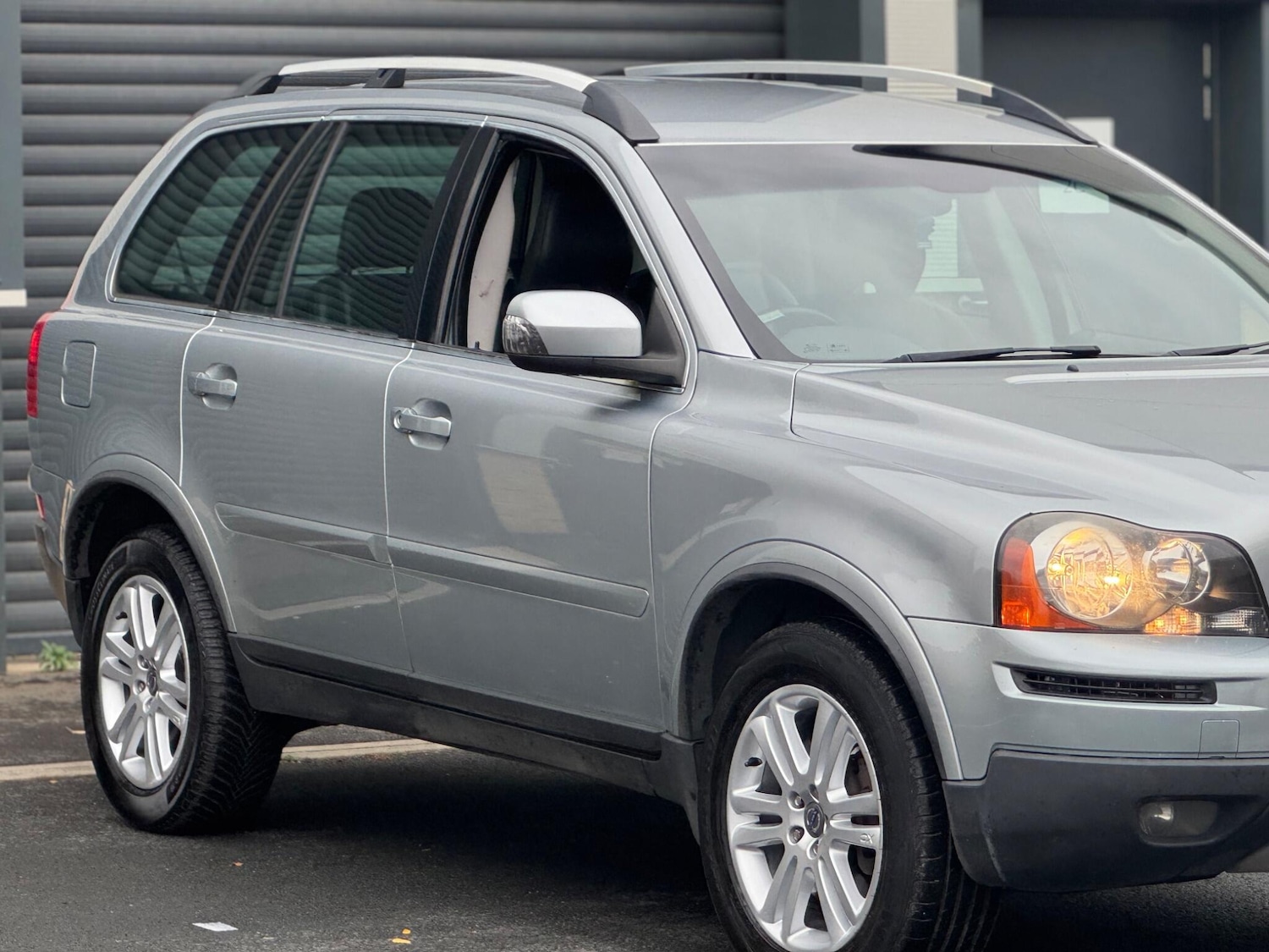 Used Volvo XC90 2011 for sale - 76634284: Photo 9