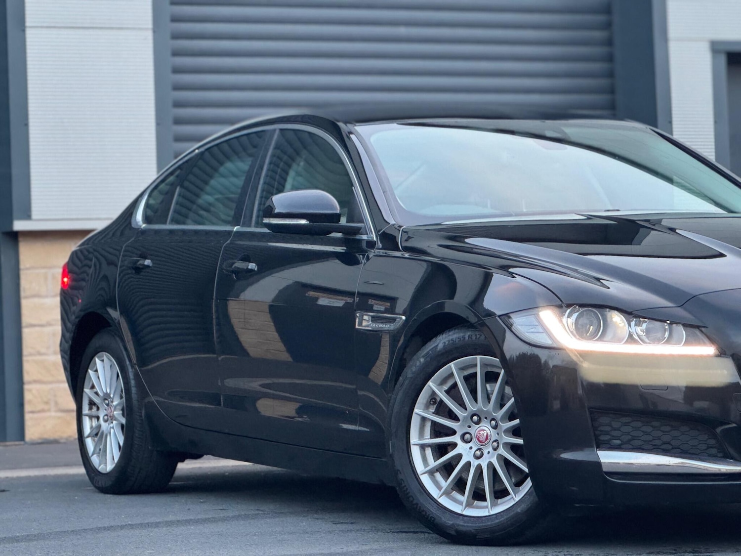 Used Jaguar XF 2015 for sale - 76633576: Photo 12