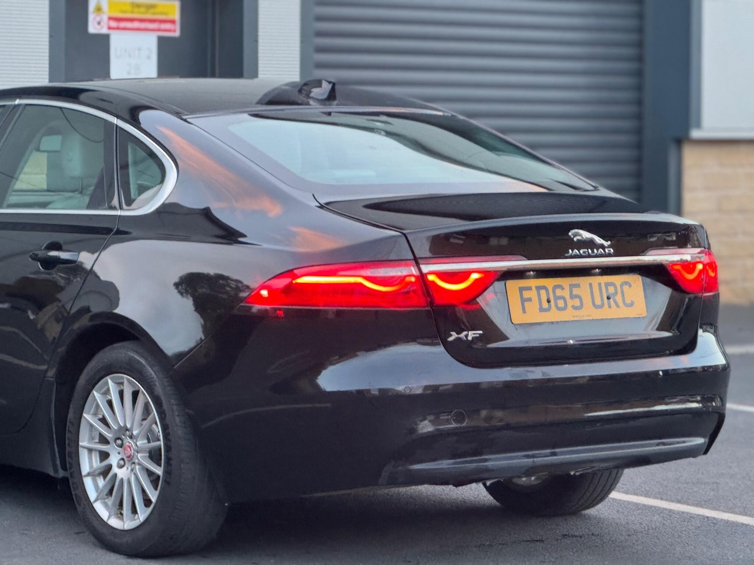 Used Jaguar XF 2015 for sale - 76633576: Photo 34