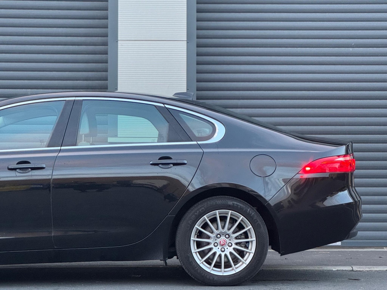 Used Jaguar XF 2015 for sale - 76633576: Photo 42