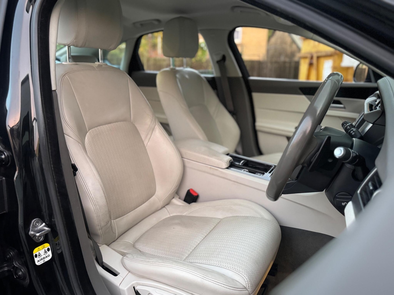 Used Jaguar XF 2015 for sale - 76633576: Photo 53