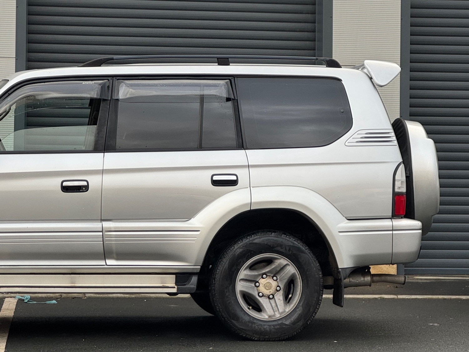 Used Toyota Land Cruiser 2002 for sale - 78070757: Photo 37