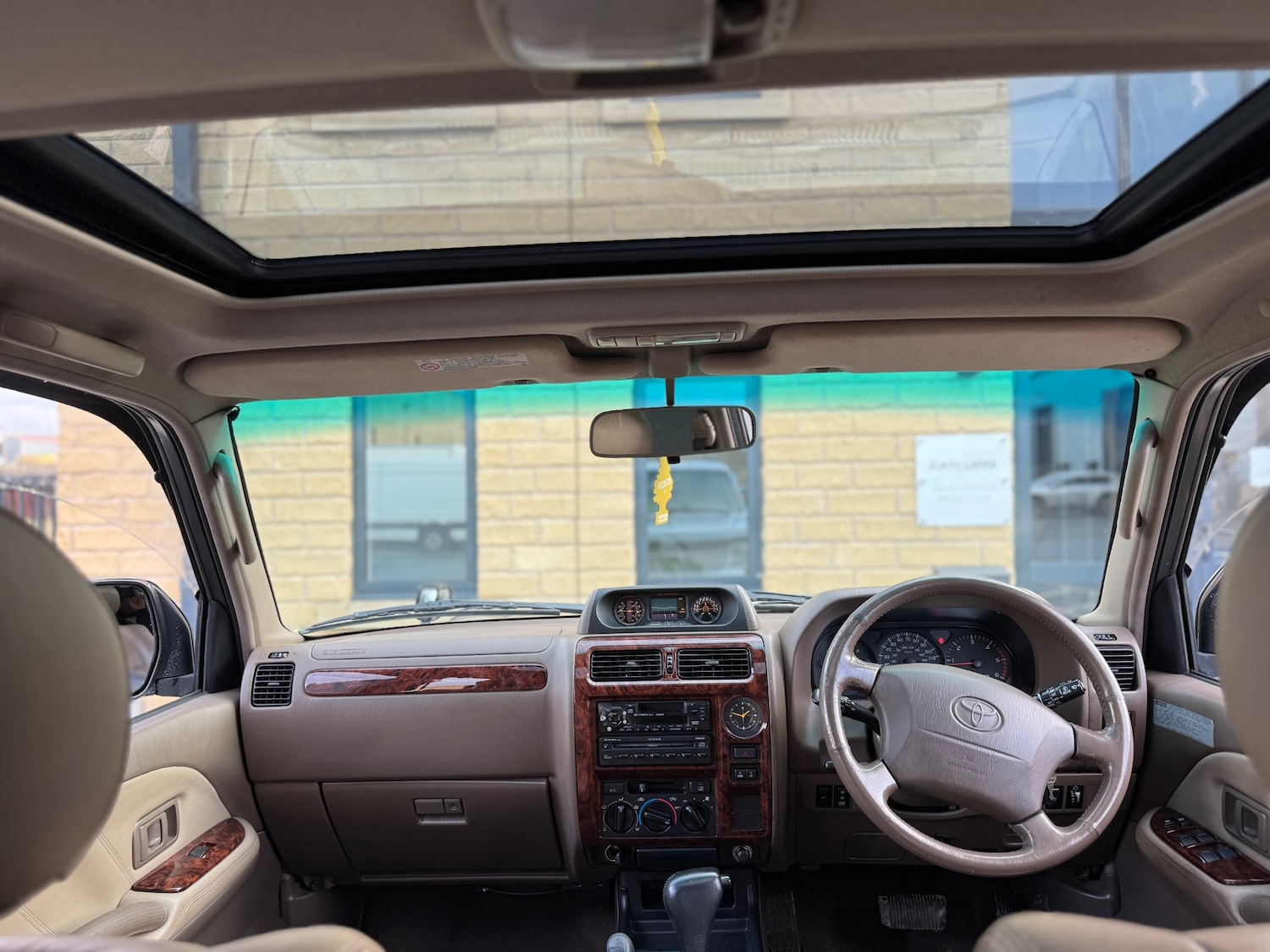 Used Toyota Land Cruiser 2002 for sale - 78070757: Photo 56