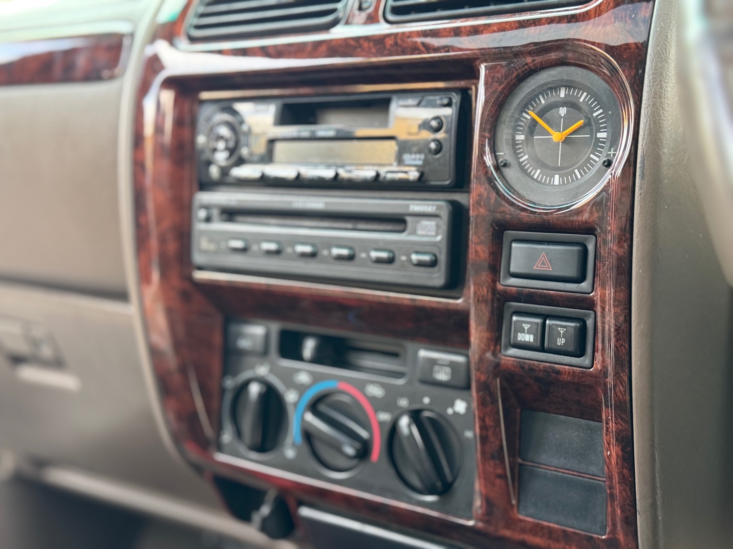 Used Toyota Land Cruiser 2002 for sale - 78070757: Photo 74