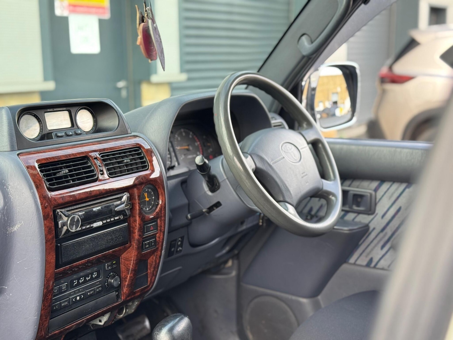 Used Toyota Land Cruiser Colorado 2004 for sale - 77191471: Photo 52