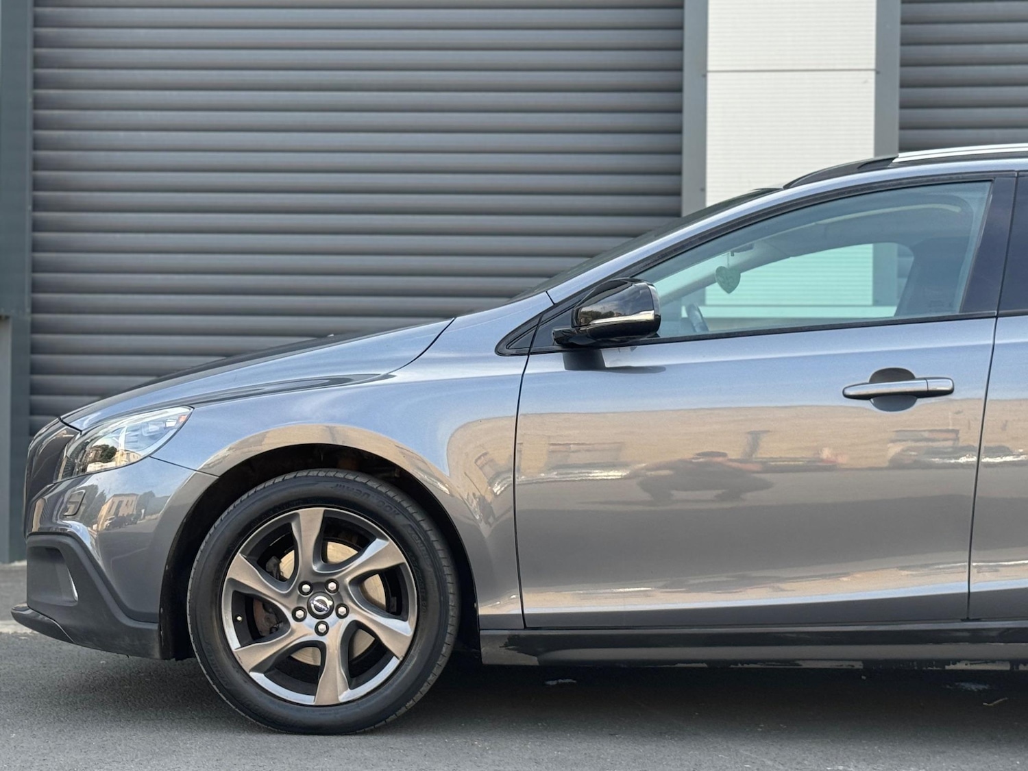 Used Volvo V40 2013 for sale - 76633739: Photo 53