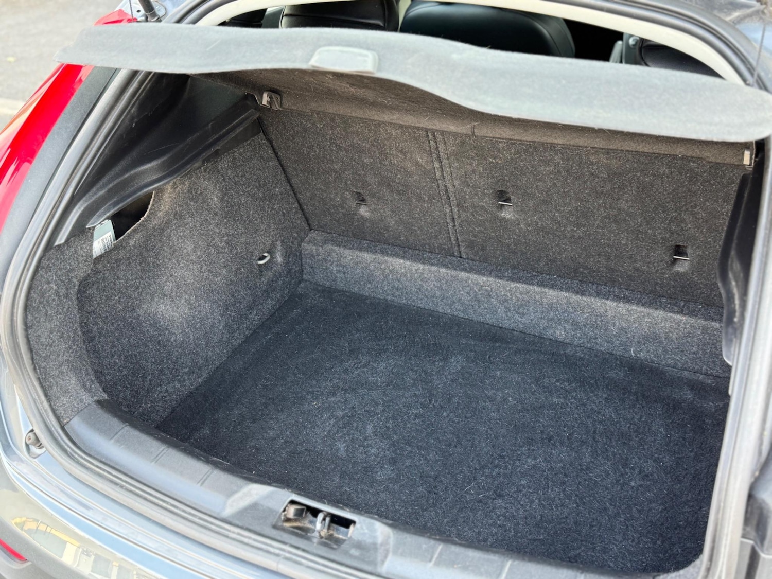 Used Volvo V40 2013 for sale - 76633739: Photo 58