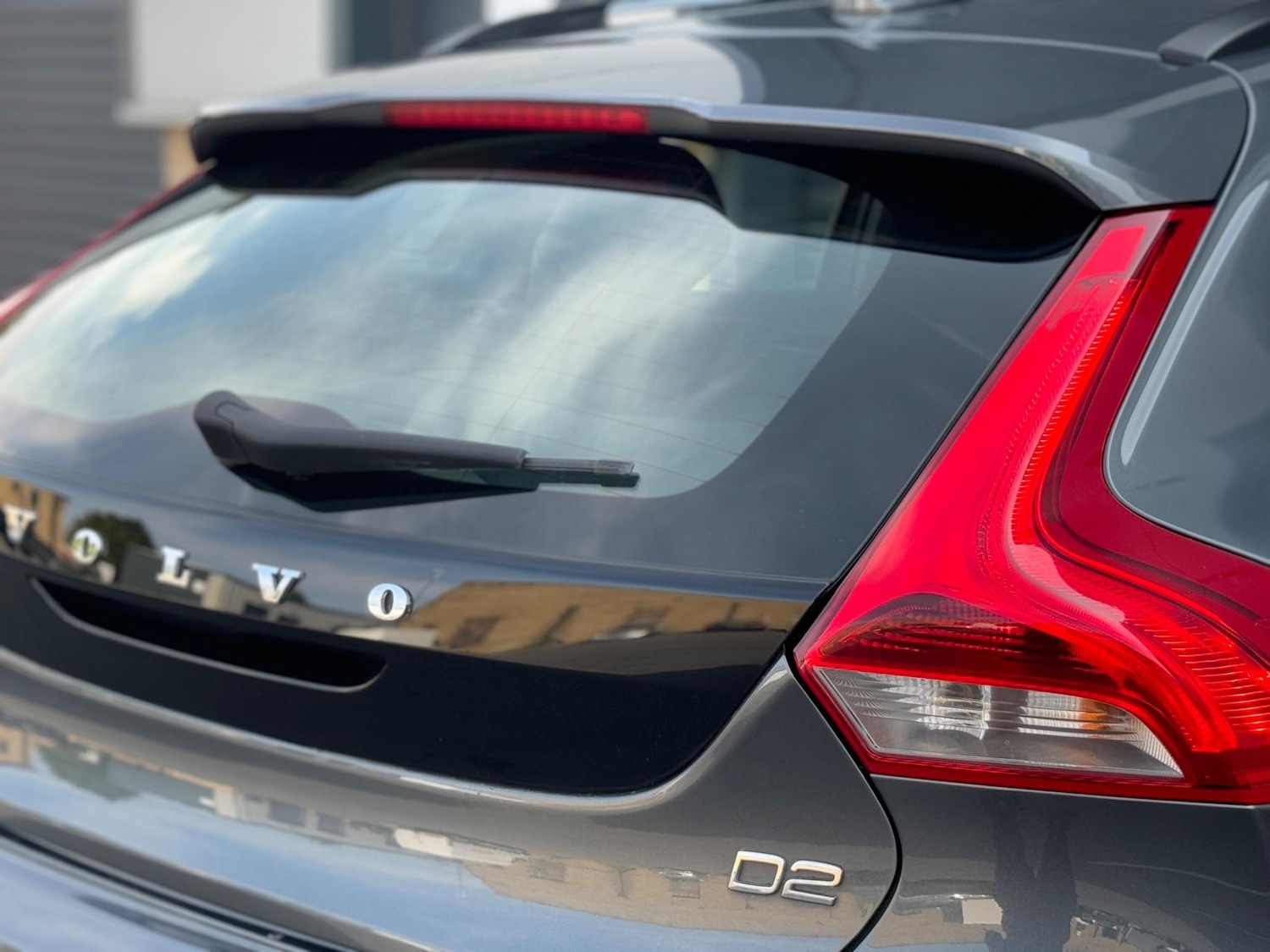 Used Volvo V40 2013 for sale - 76633739: Photo 65