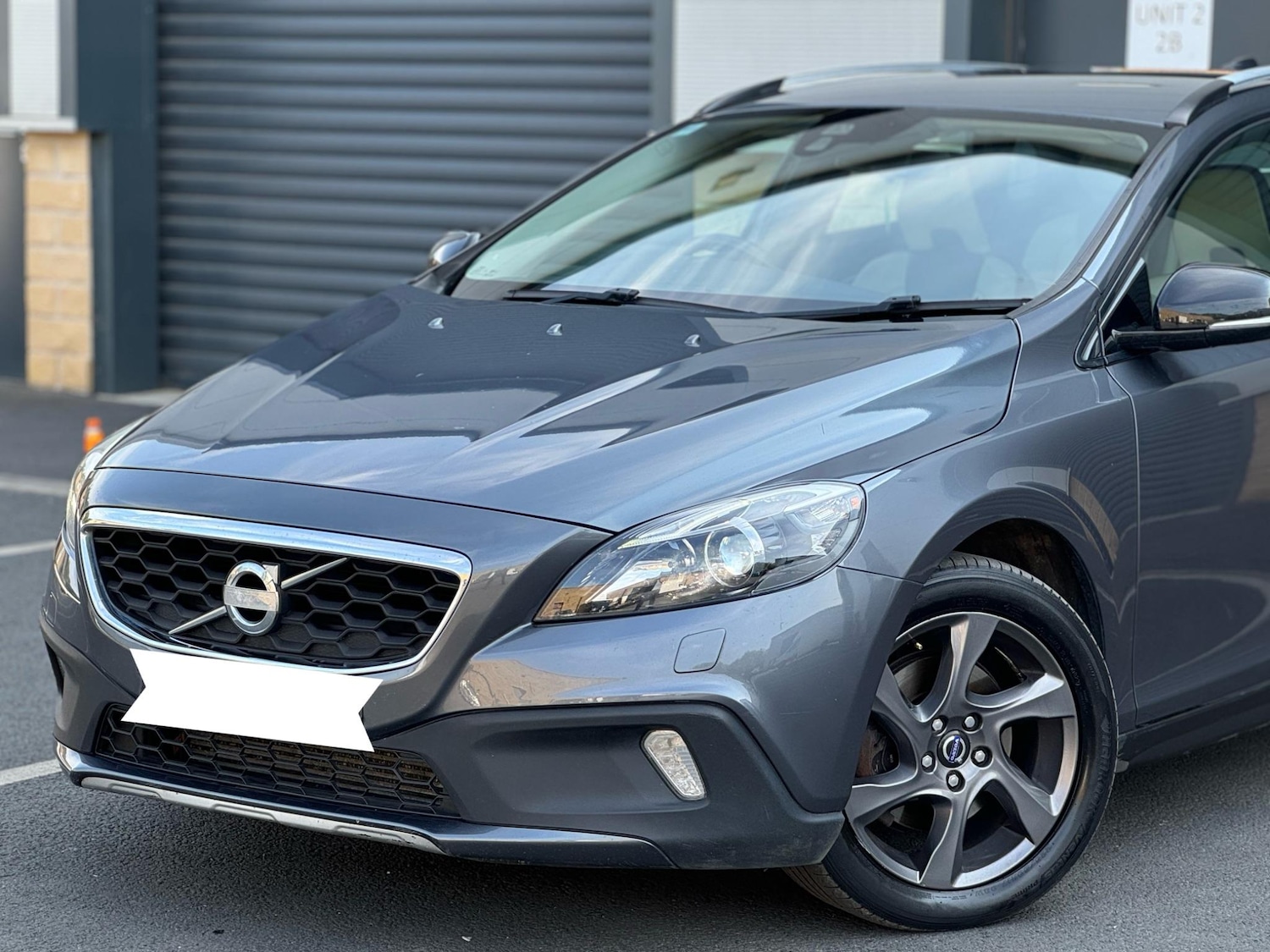 Used Volvo V40 2013 for sale - 76633739: Photo 9