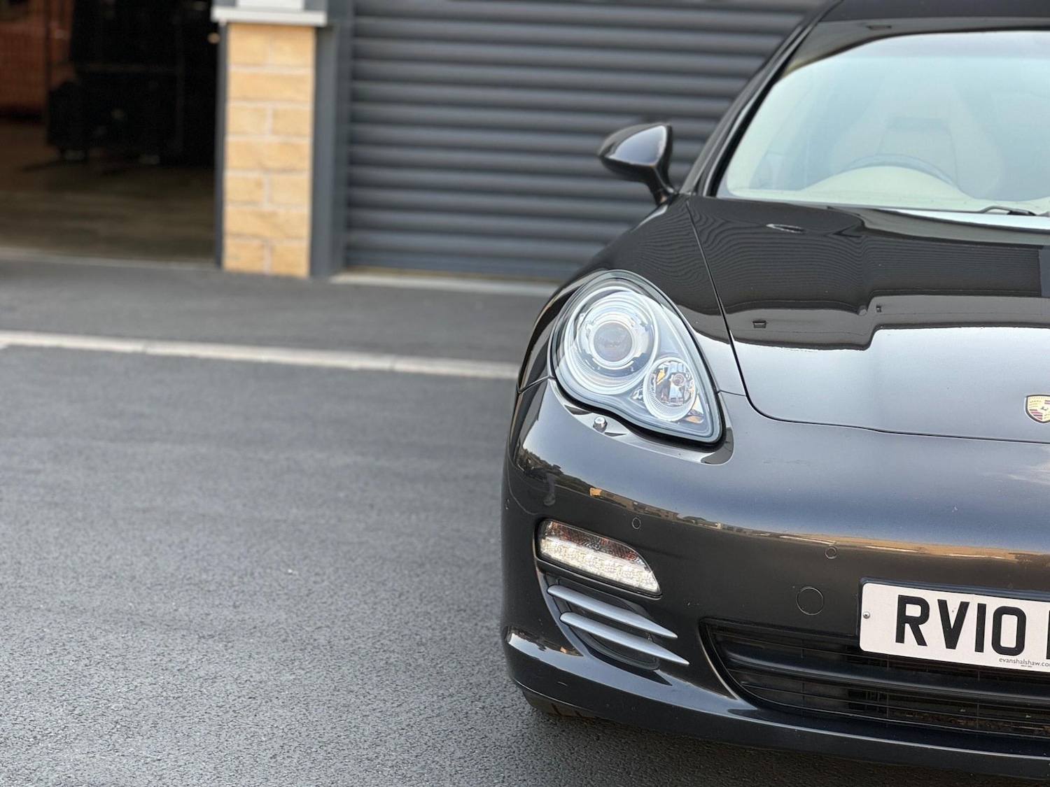 Used Porsche Panamera 2010 for sale - 76634044: Photo 27