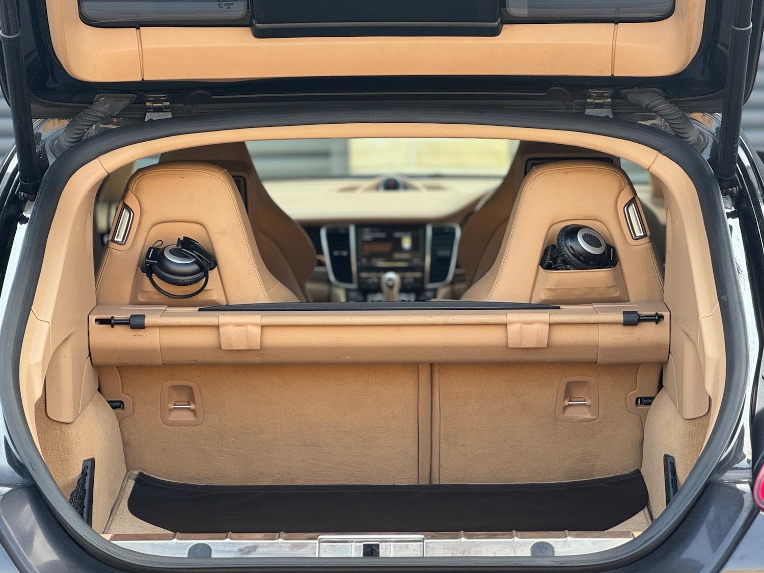 Used Porsche Panamera 2010 for sale - 76634044: Photo 30