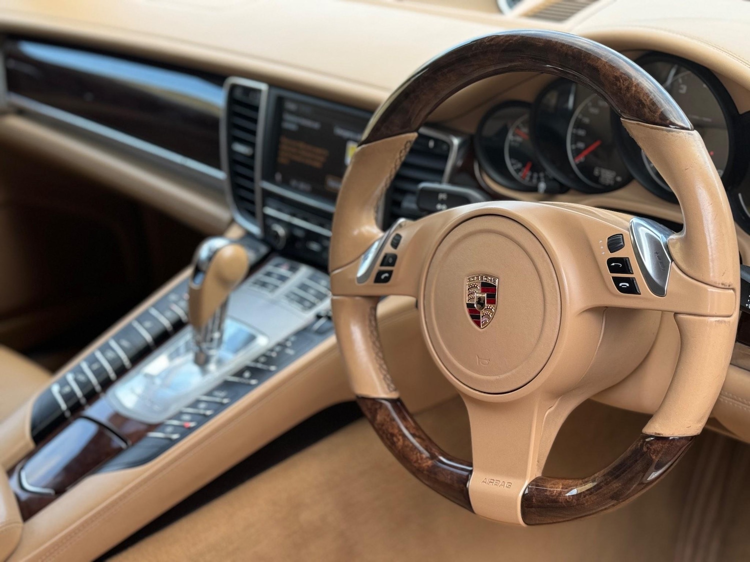 Used Porsche Panamera 2010 for sale - 76634044: Photo 69