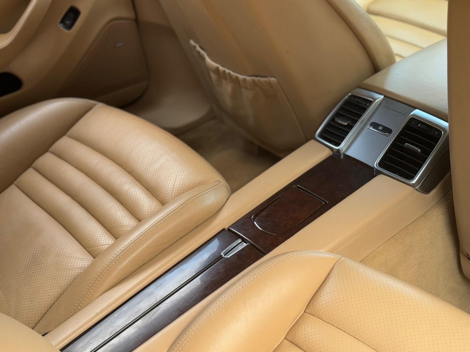 Used Porsche Panamera 2010 for sale - 76634044: Photo 72