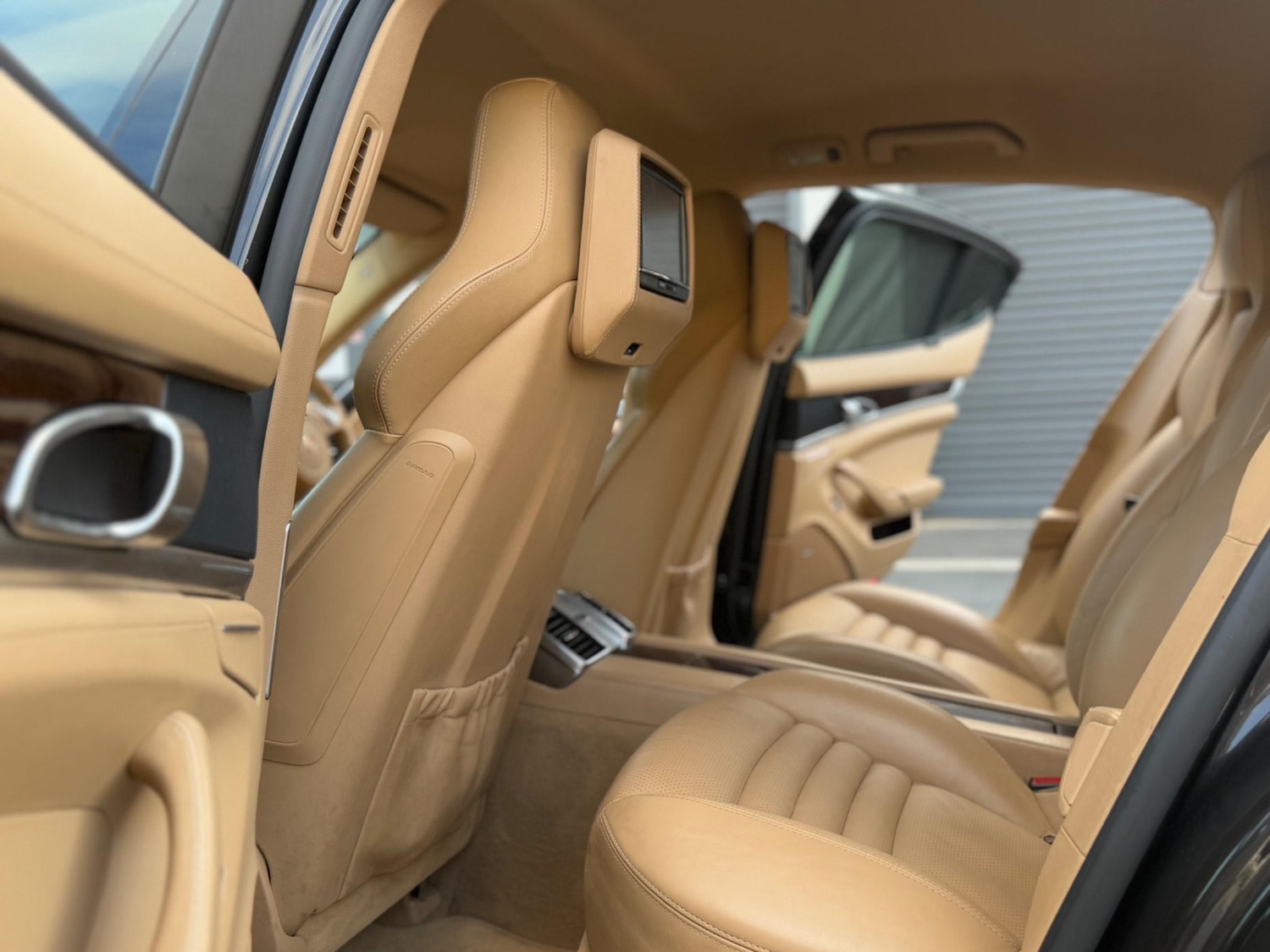 Used Porsche Panamera 2010 for sale - 76634044: Photo 73