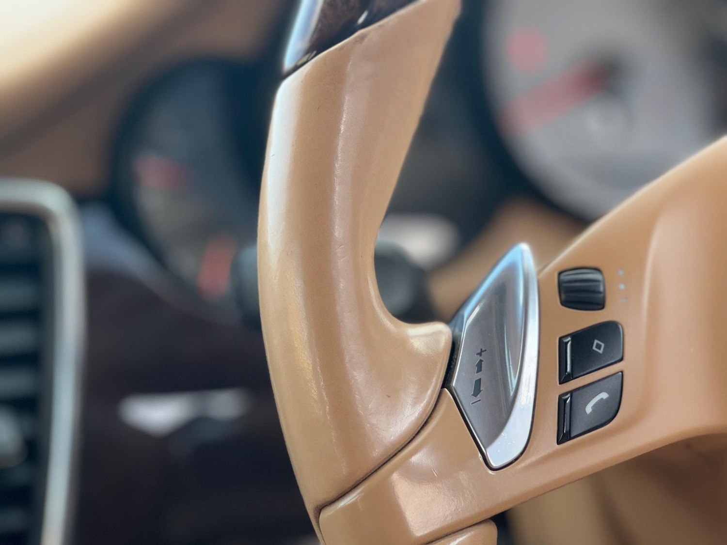 Used Porsche Panamera 2010 for sale - 76634044: Photo 80