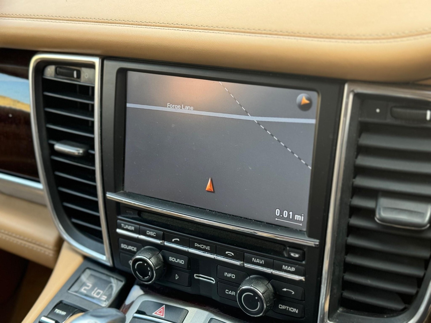 Used Porsche Panamera 2010 for sale - 76634044: Photo 86