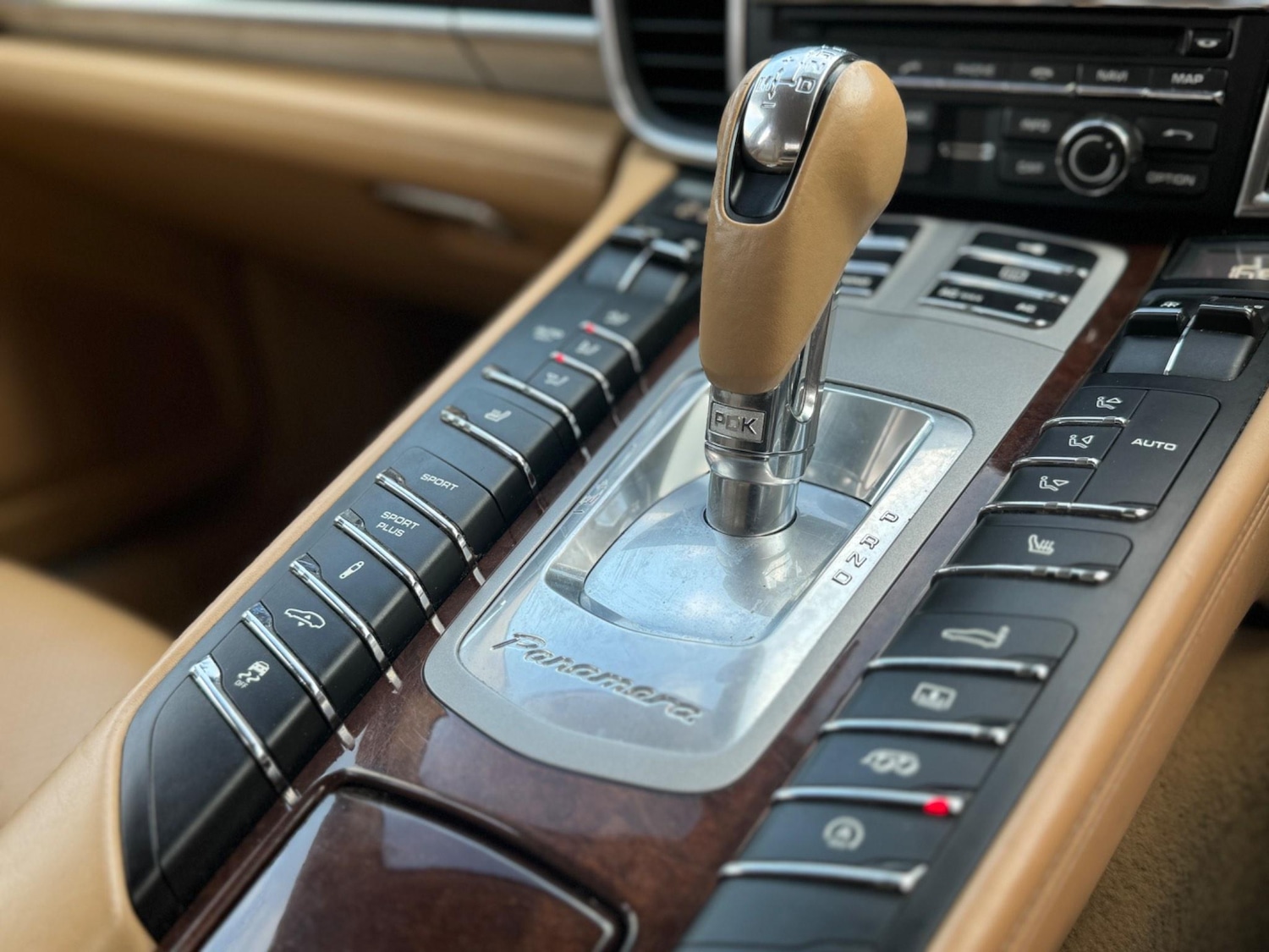 Used Porsche Panamera 2010 for sale - 76634044: Photo 88