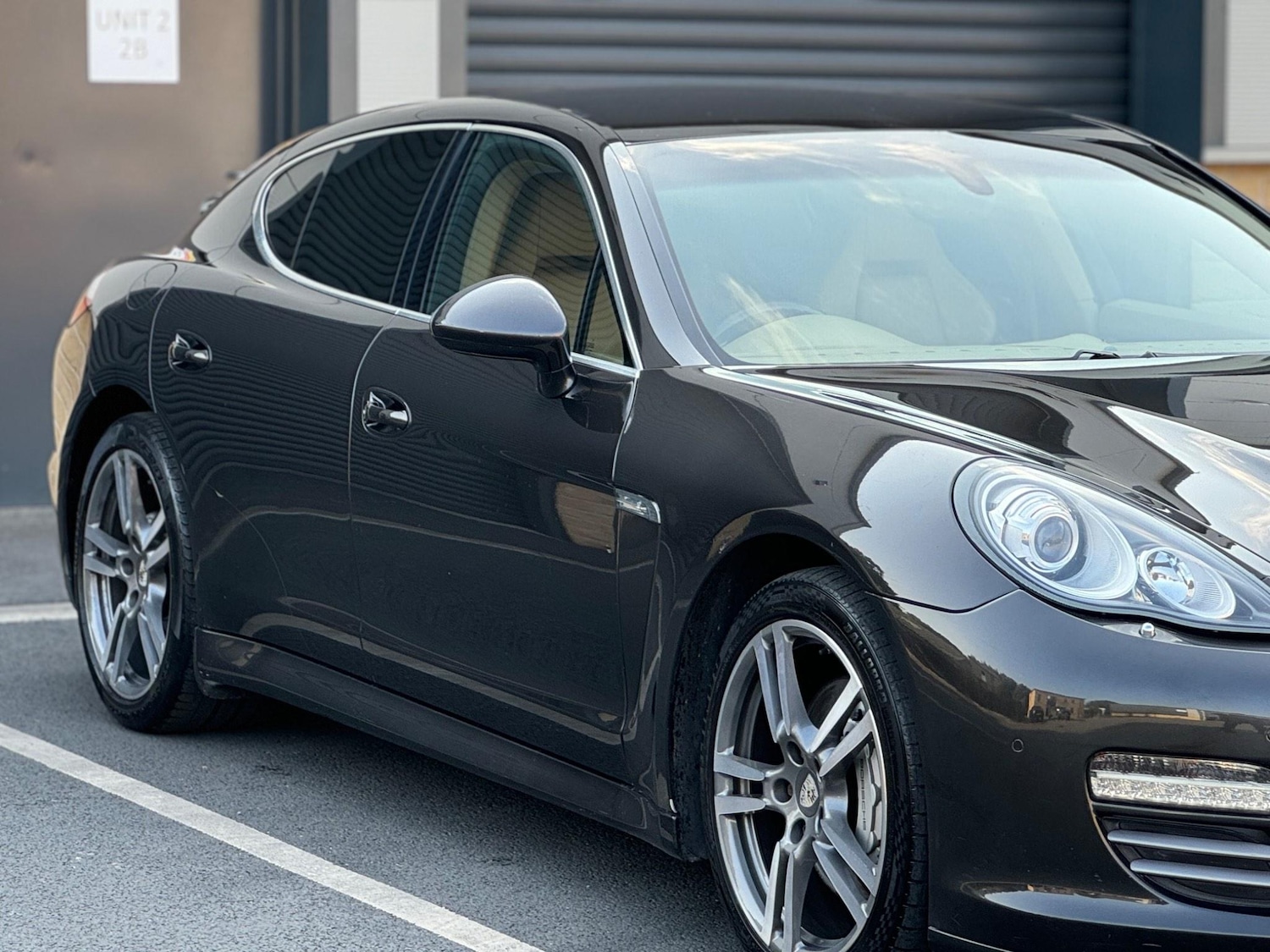 Used Porsche Panamera 2010 for sale - 76634044: Photo 9