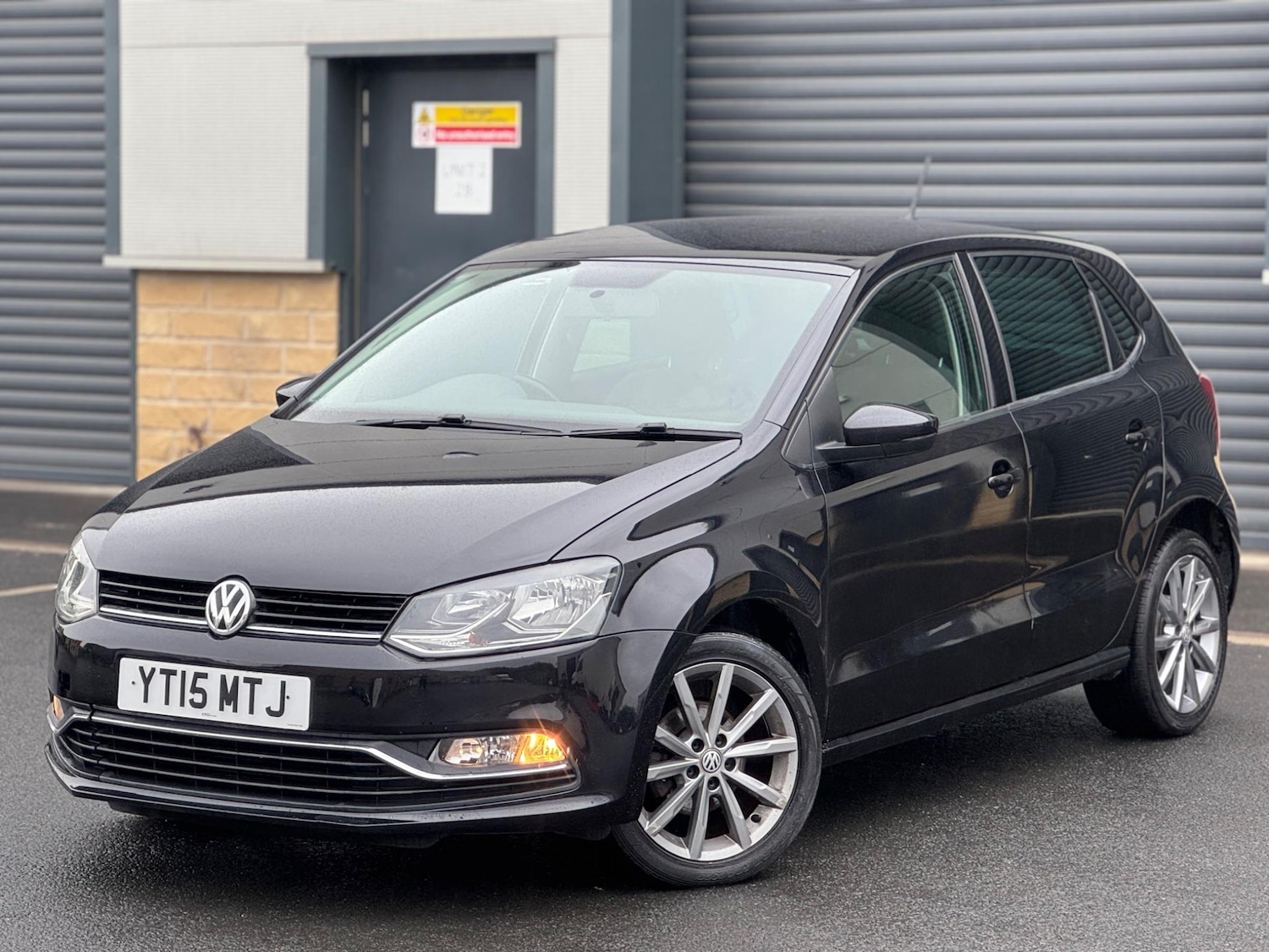 Used Volkswagen Polo 2015 for sale - 76633786: Photo 10