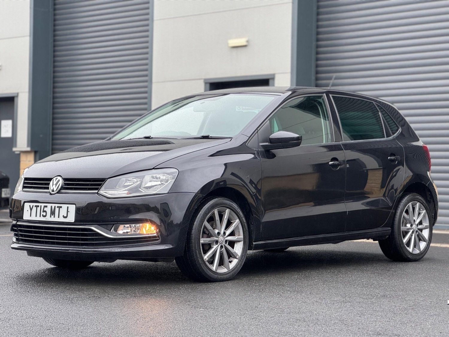 Used Volkswagen Polo 2015 for sale - 76633786: Photo 11