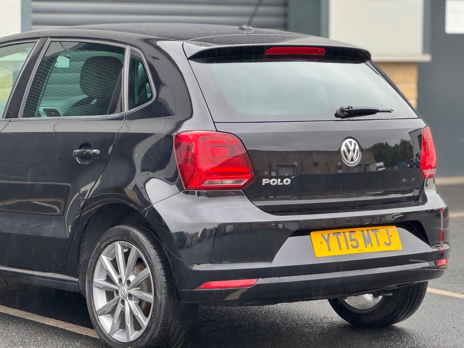 Used Volkswagen Polo 2015 for sale - 76633786: Photo 17
