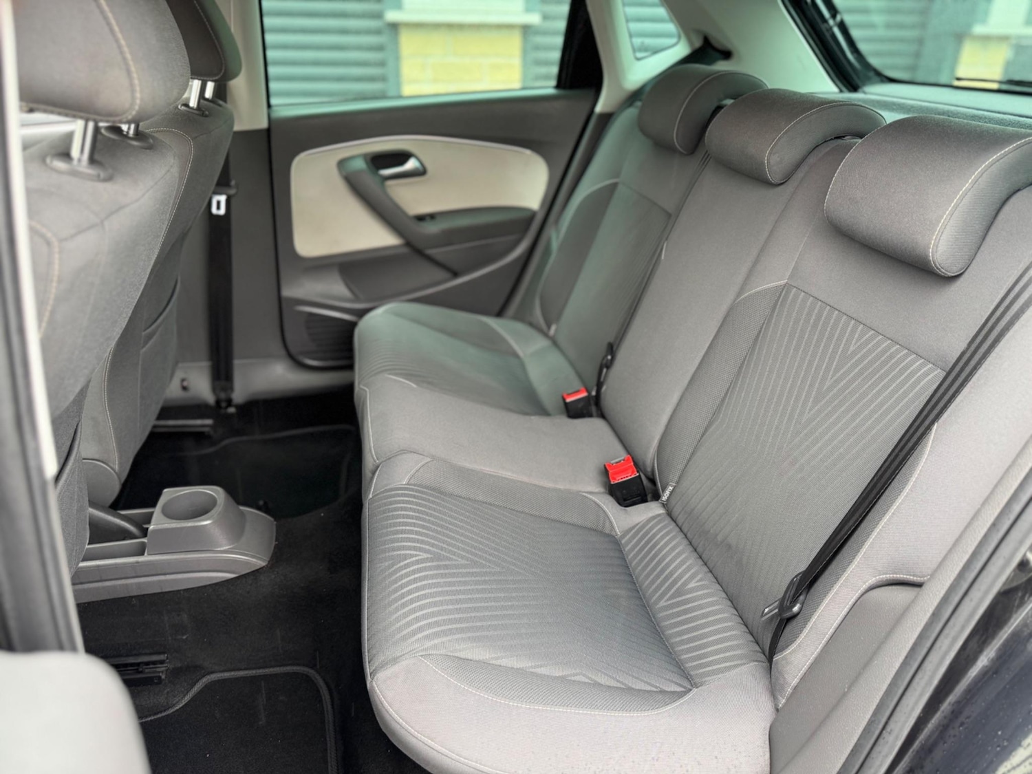 Used Volkswagen Polo 2015 for sale - 76633786: Photo 39