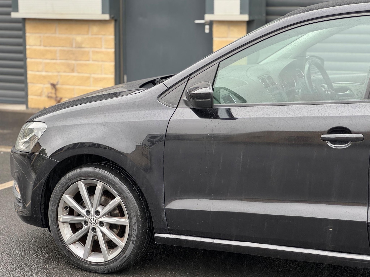 Used Volkswagen Polo 2015 for sale - 76633786: Photo 43