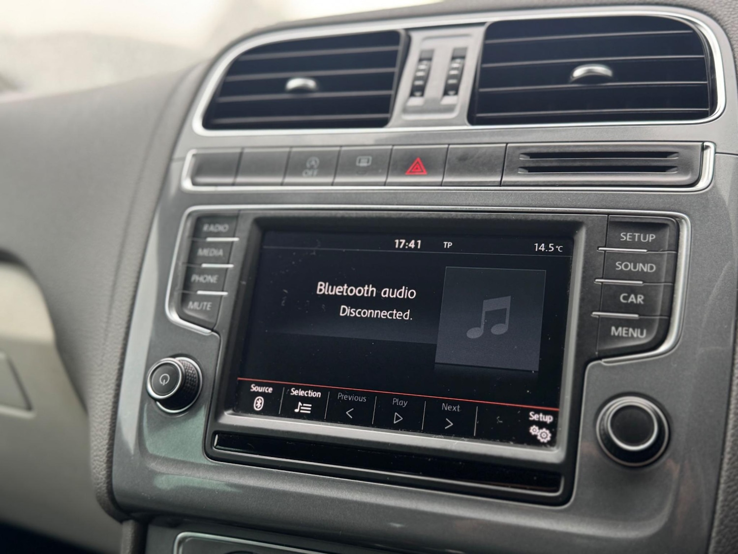 Used Volkswagen Polo 2015 for sale - 76633786: Photo 45