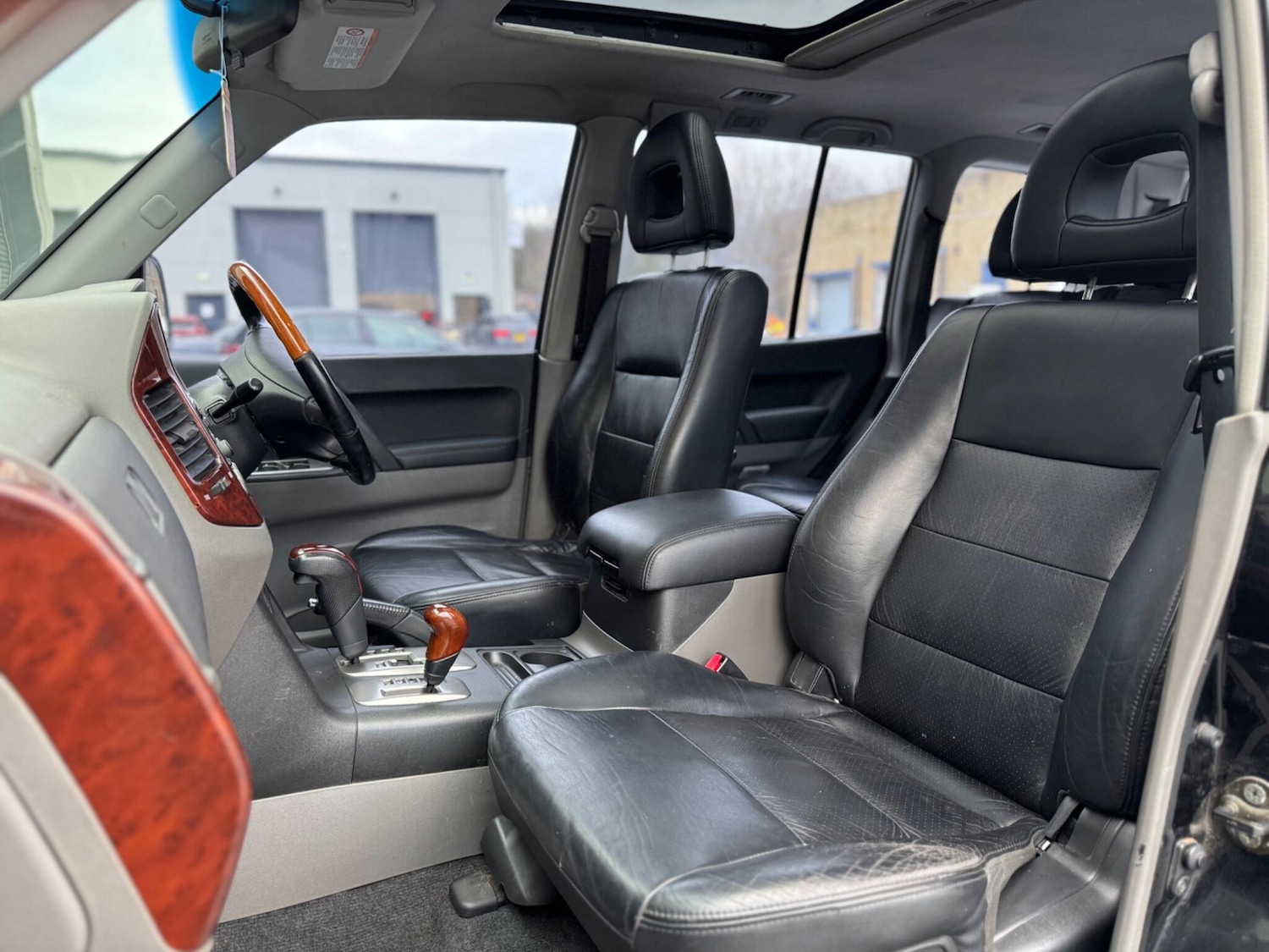 Used Mitsubishi Shogun 2005 for sale - 77237963: Photo 49