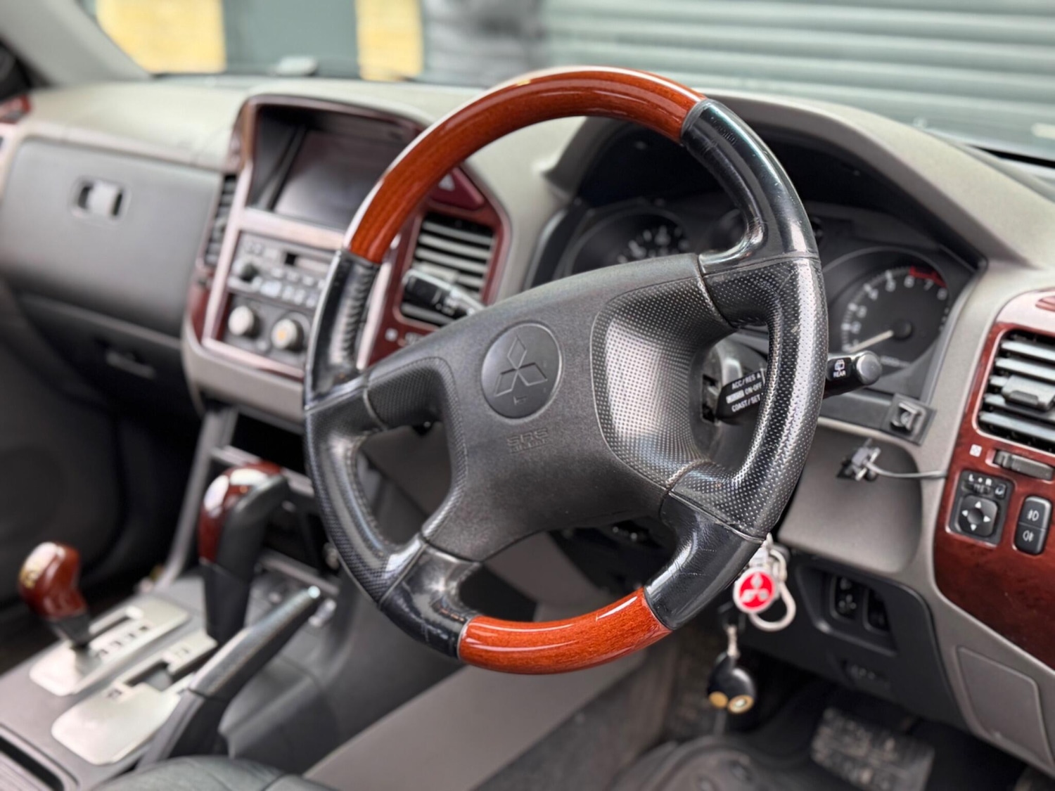 Used Mitsubishi Shogun 2005 for sale - 77237963: Photo 54