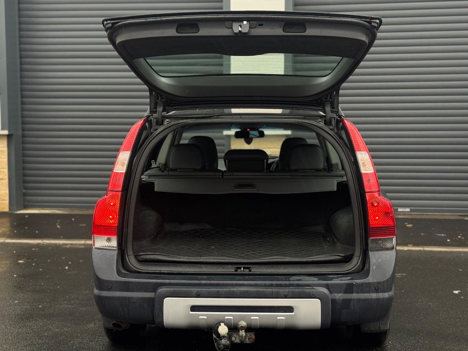 Used Volvo XC70 2006 for sale - 76824069: Photo 39