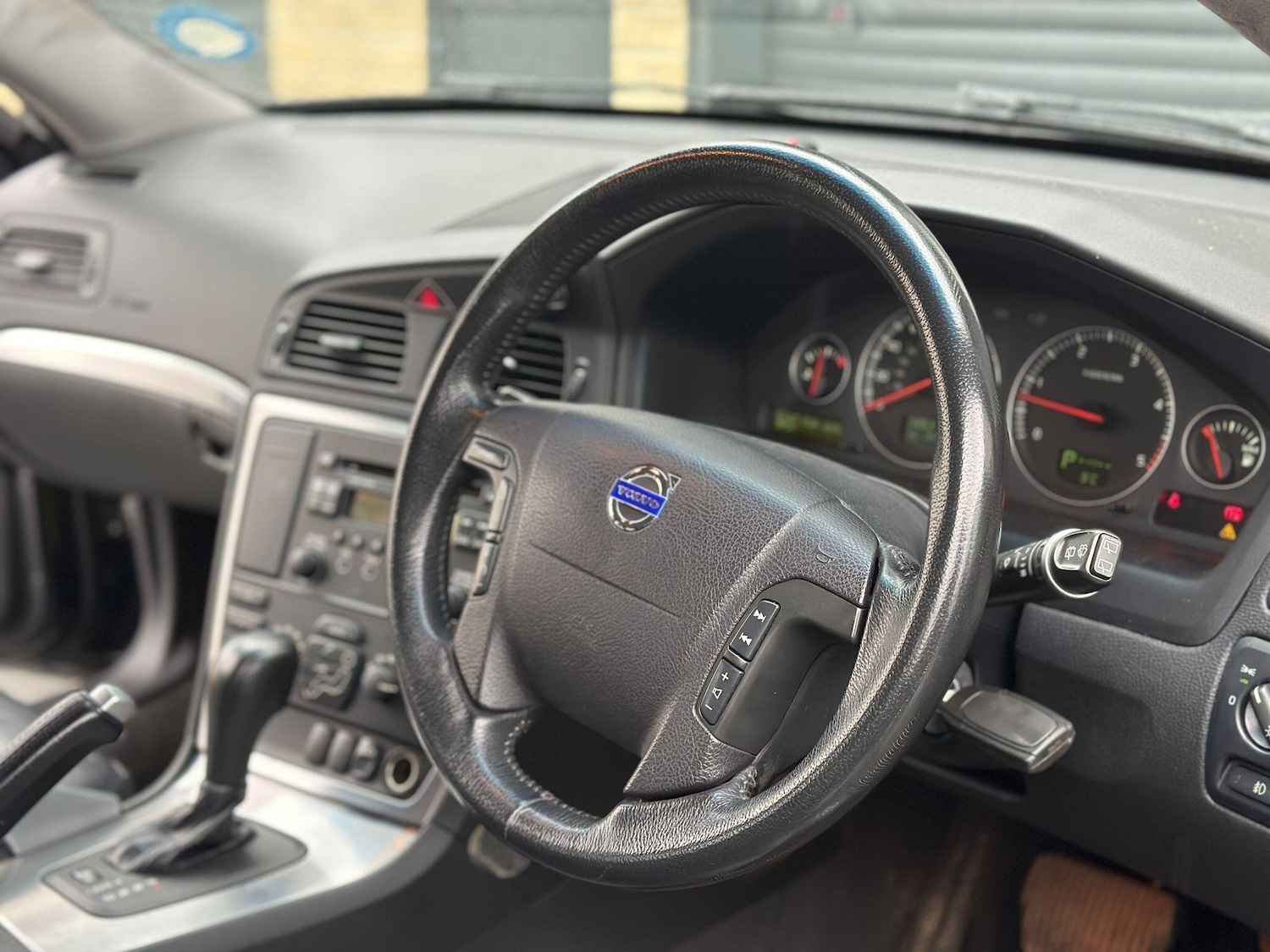 Used Volvo XC70 2006 for sale - 76824069: Photo 45