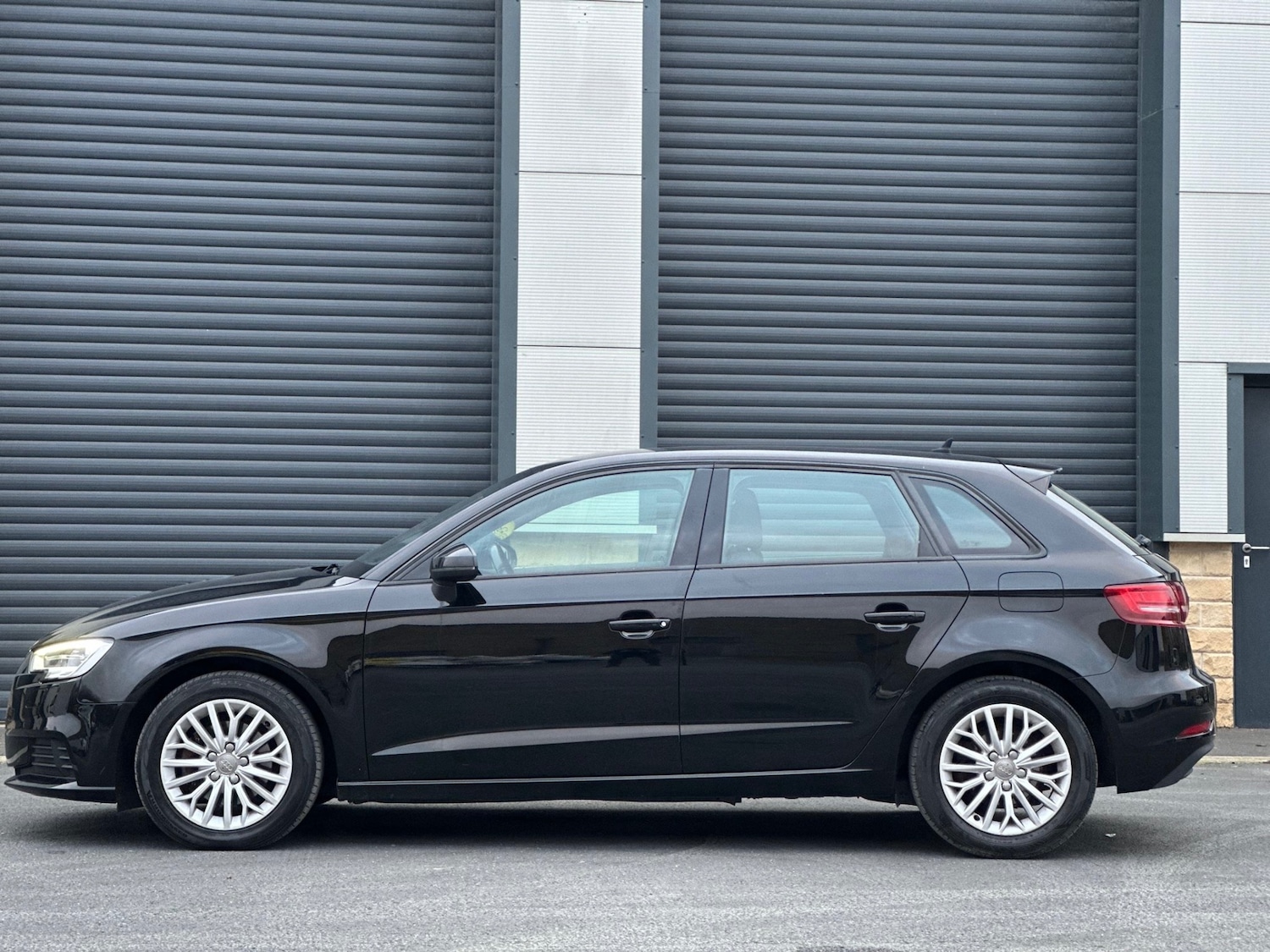 Used Audi A3 2018 for sale - 78067616: Photo 15