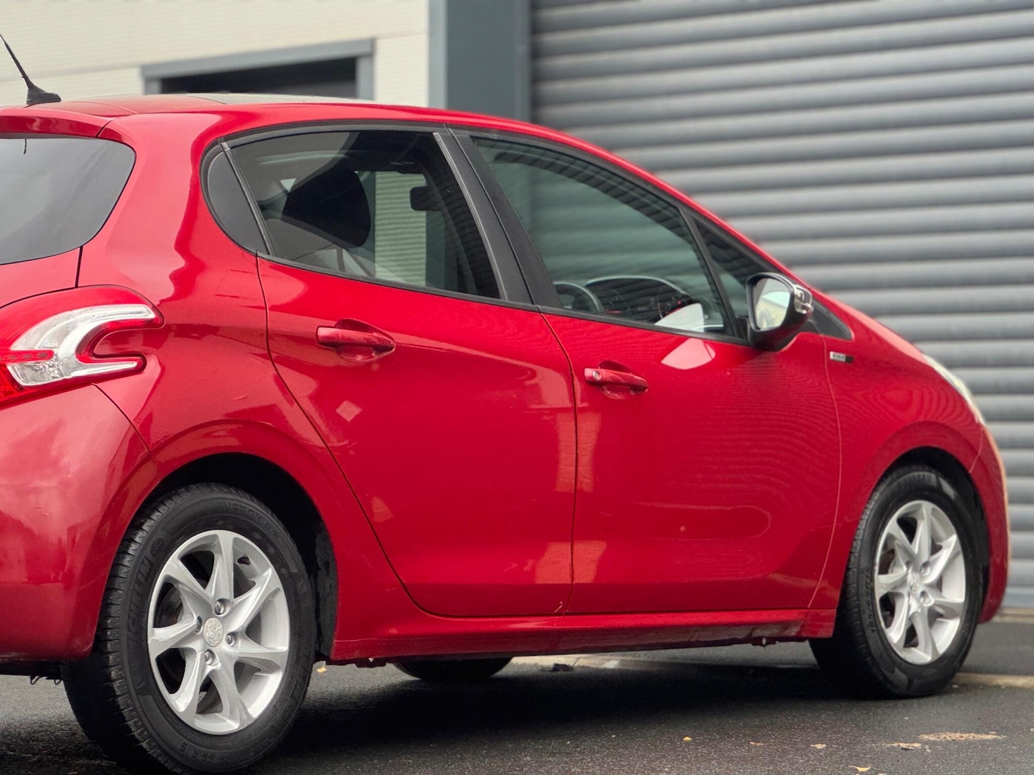 Used Peugeot 208 2015 for sale - 76633627: Photo 28