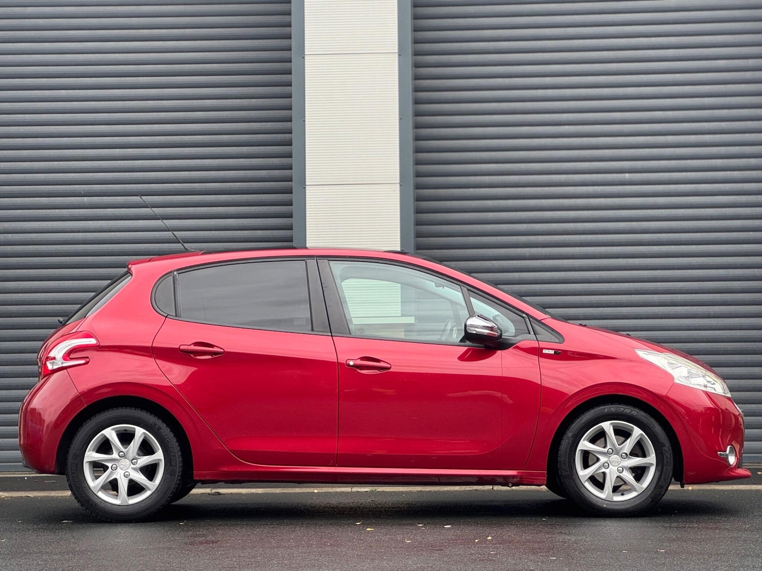 Used Peugeot 208 2015 for sale - 76633627: Photo 34