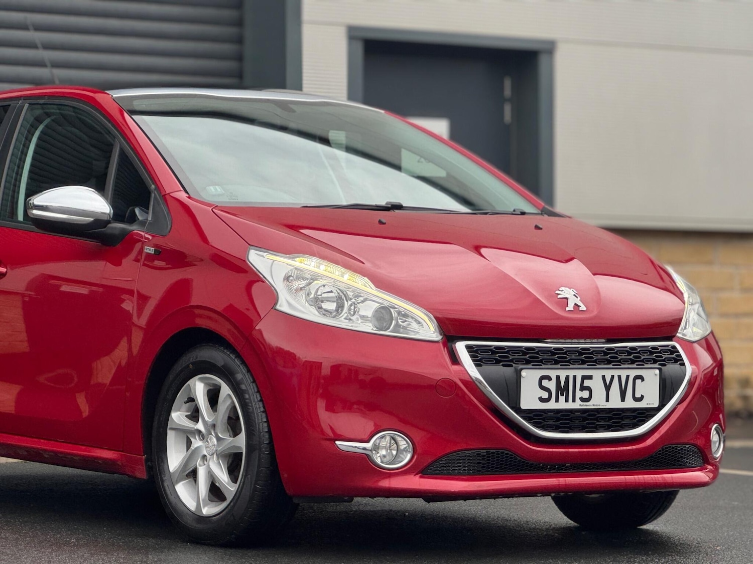 Used Peugeot 208 2015 for sale - 76633627: Photo 4