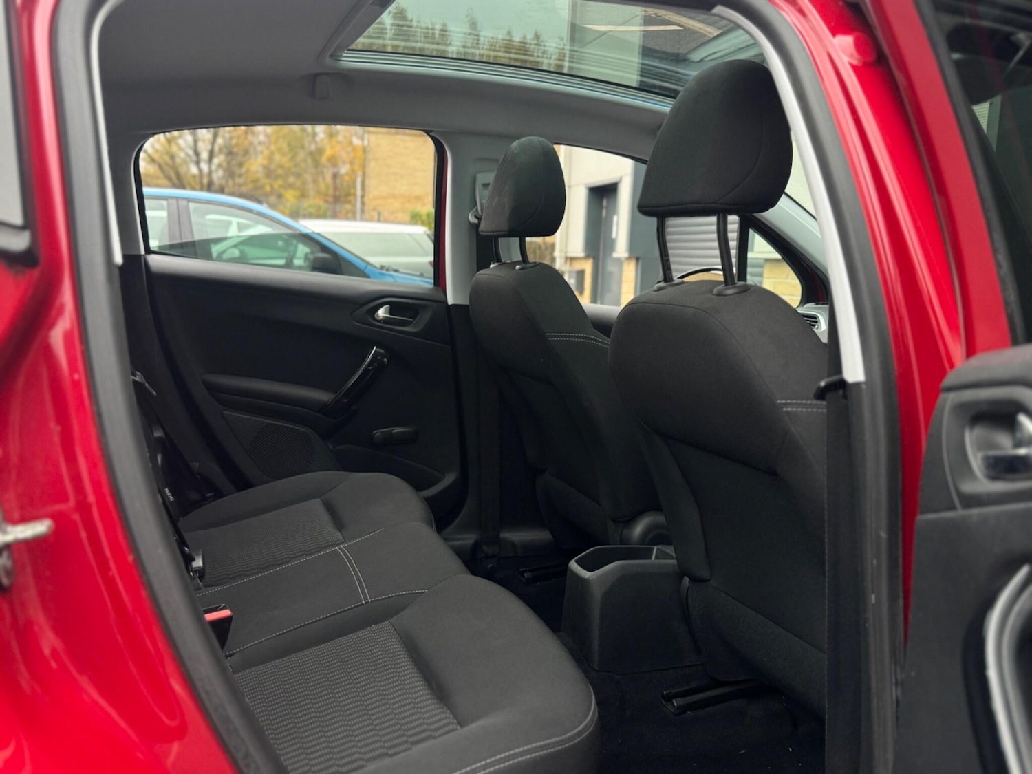 Used Peugeot 208 2015 for sale - 76633627: Photo 53