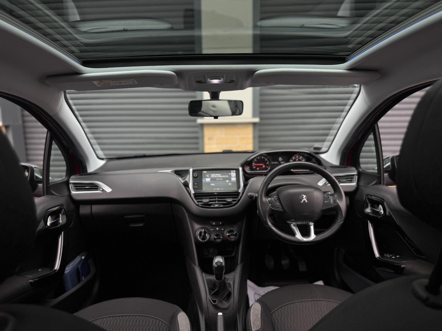 Used Peugeot 208 2015 for sale - 76633627: Photo 54