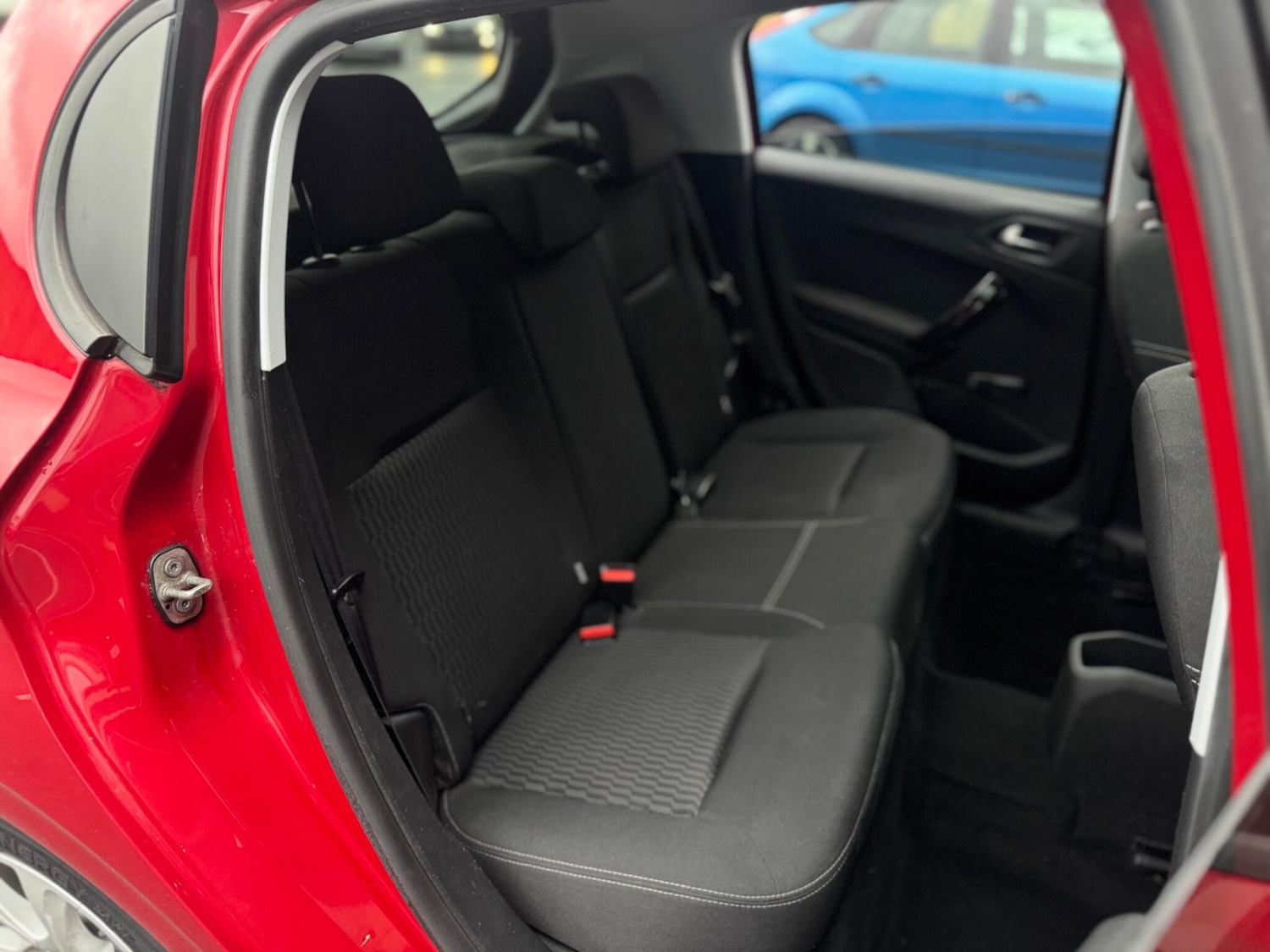 Used Peugeot 208 2015 for sale - 76633627: Photo 55