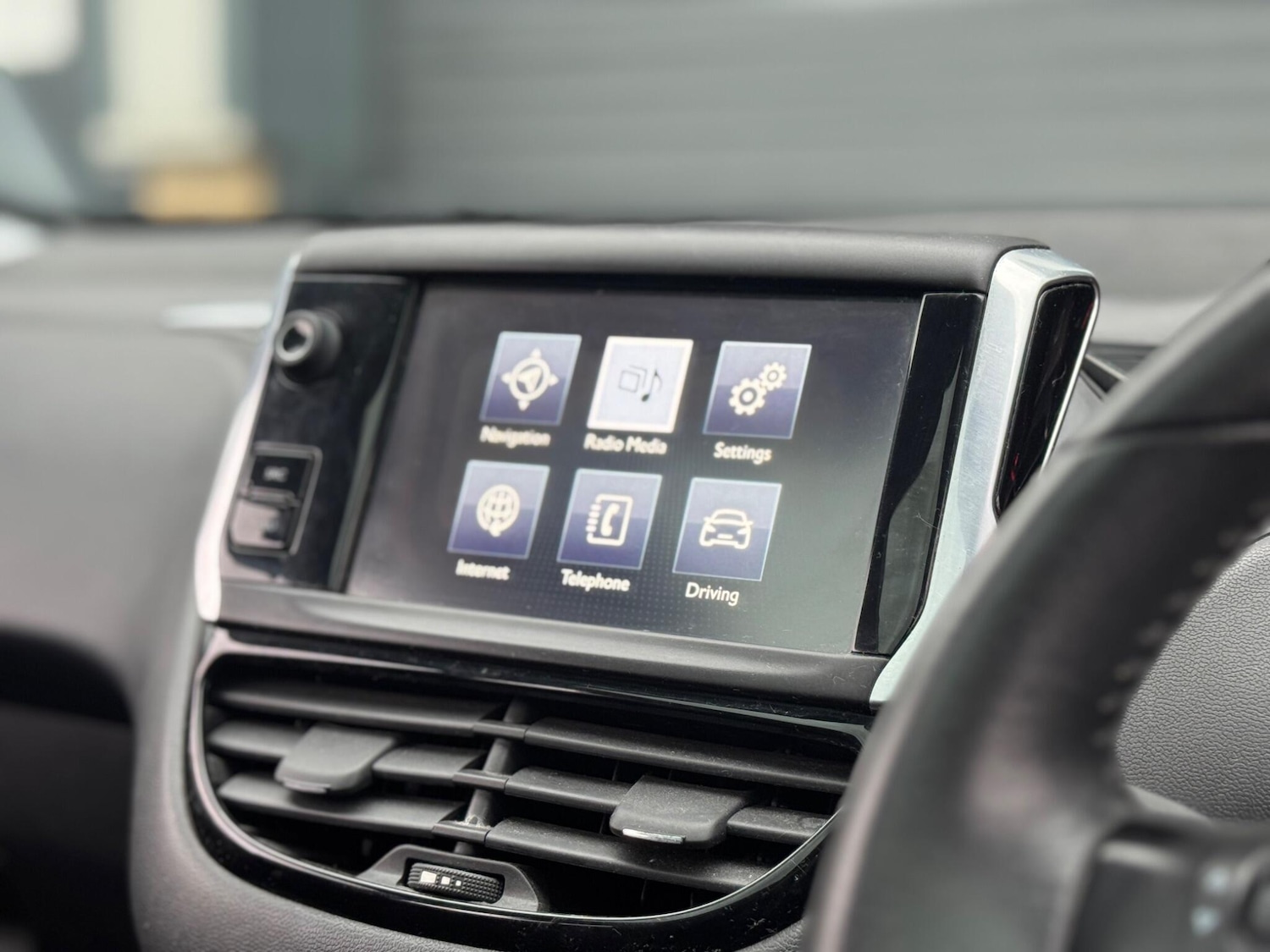 Used Peugeot 208 2015 for sale - 76633627: Photo 57